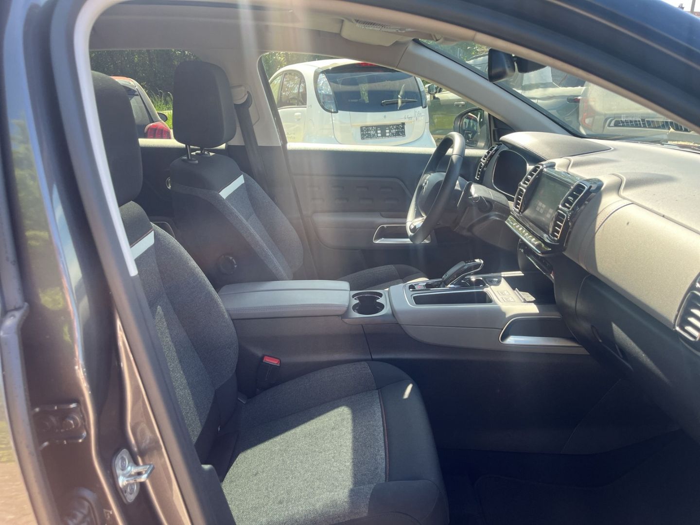 Fahrzeugabbildung Citroën C5 Aircross 1.2 PureTech 130 EAT8 Feel CarPlay