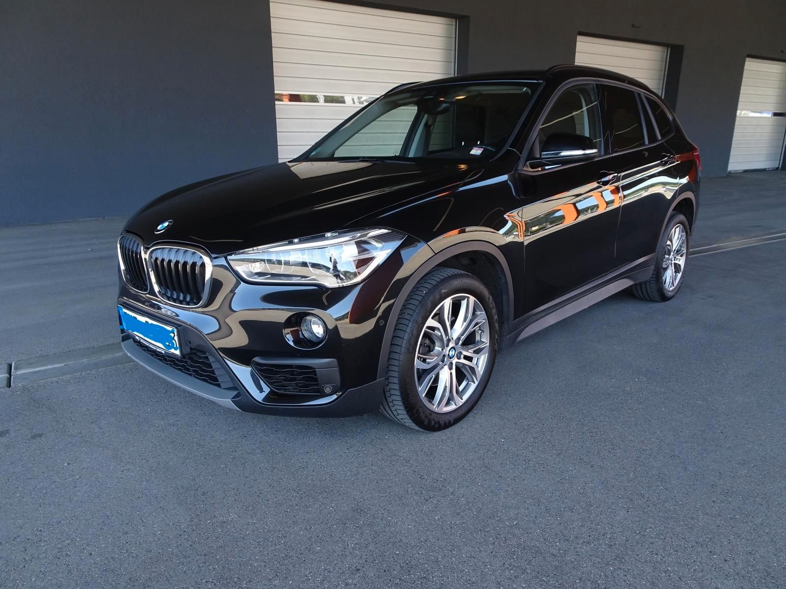 BMW X1 18i sDrive18i 