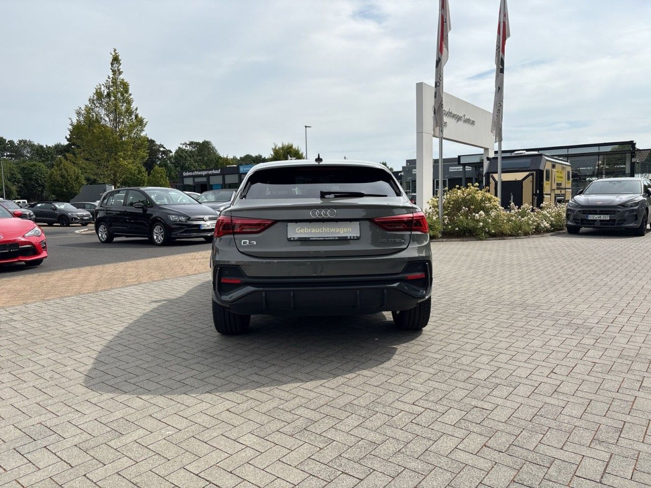 Audi Q3 Sportback 45 TFSIe Klima Navi Leder foto 4