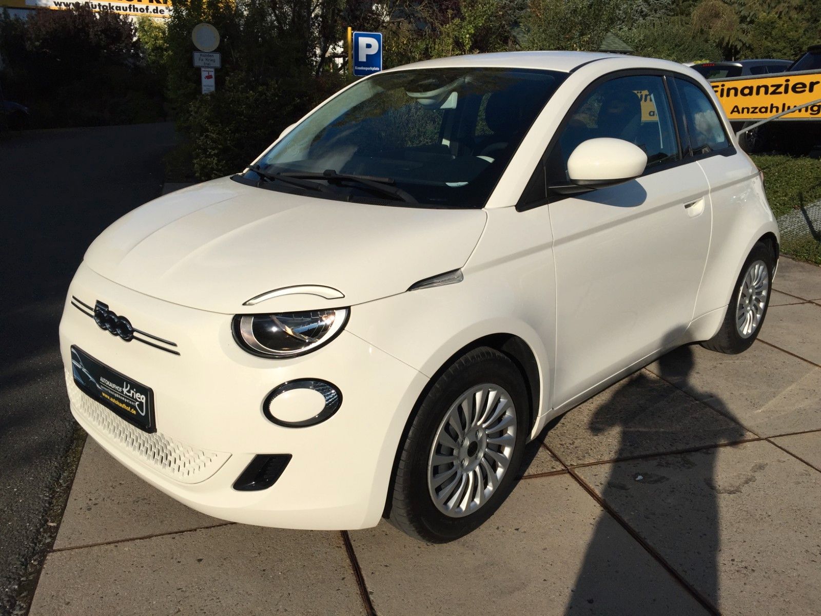 Fiat 500e  Tempomat, Carplay / Android Auto imagem 3