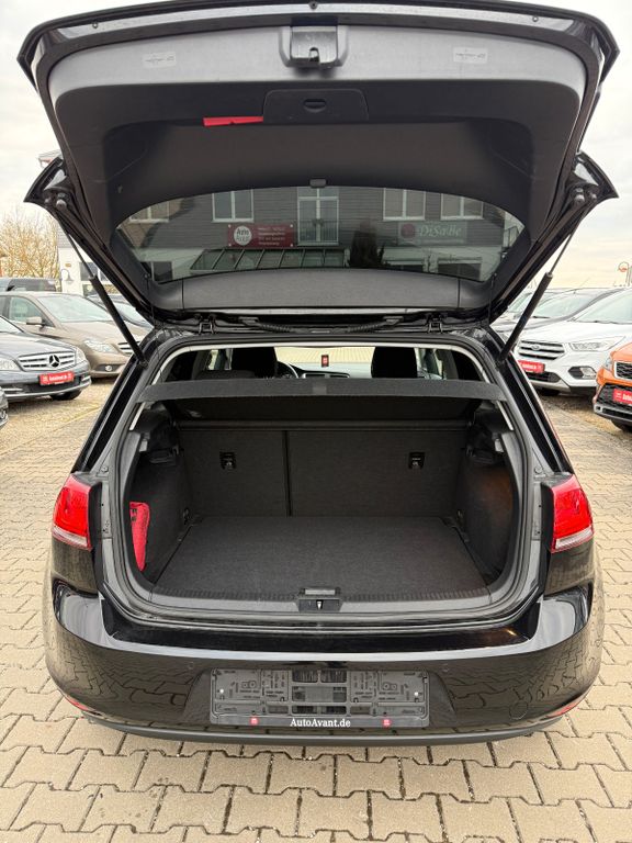 VW Golf - Bild 8