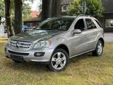 Mercedes-Benz ML 500 - gebrauchte Mercedes-Benz ML 500 aus dem Jahr 2006