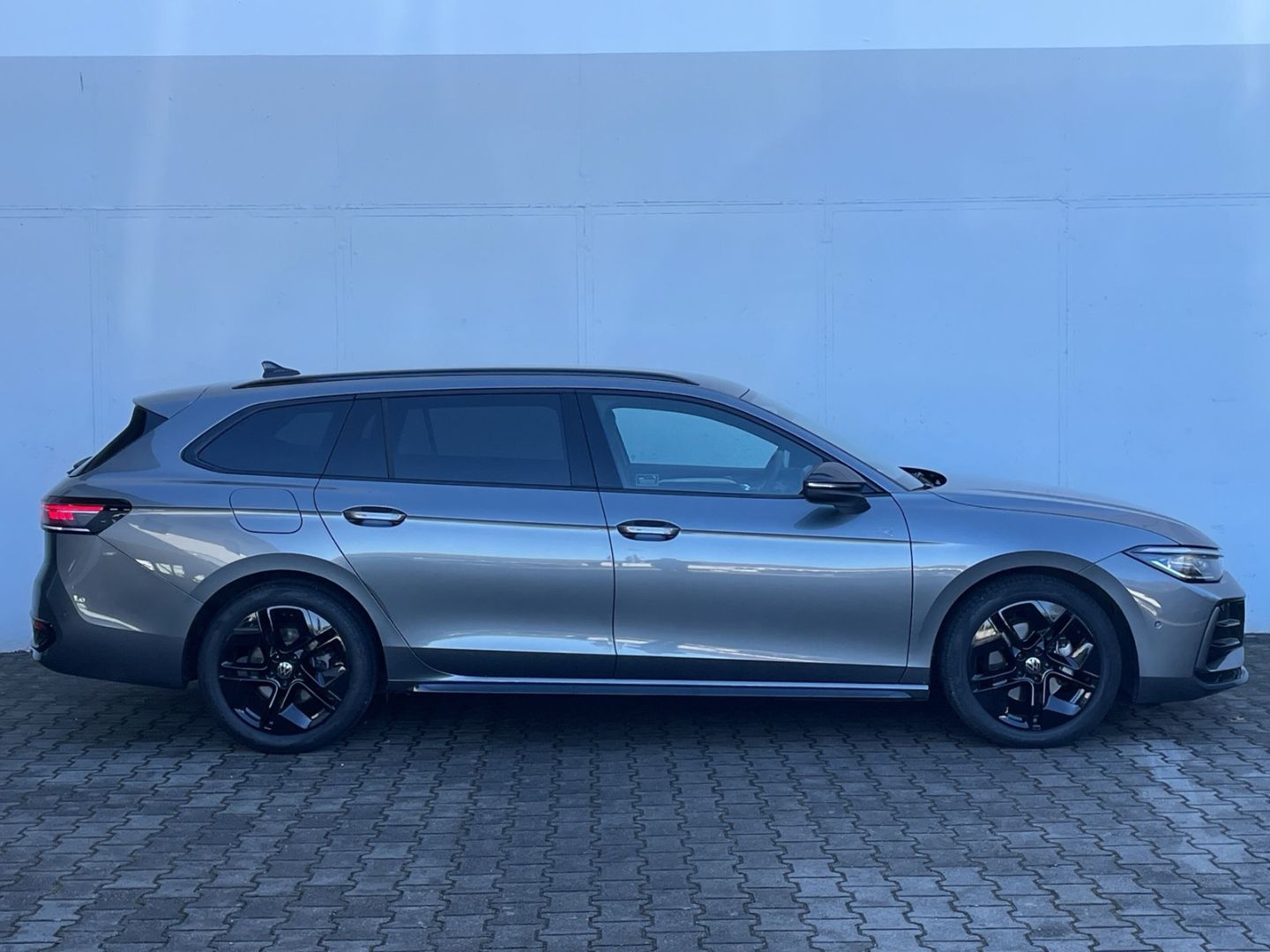 Passat 2.0 TDI R-Line AHK/Kamera/Keyless/Matrix/