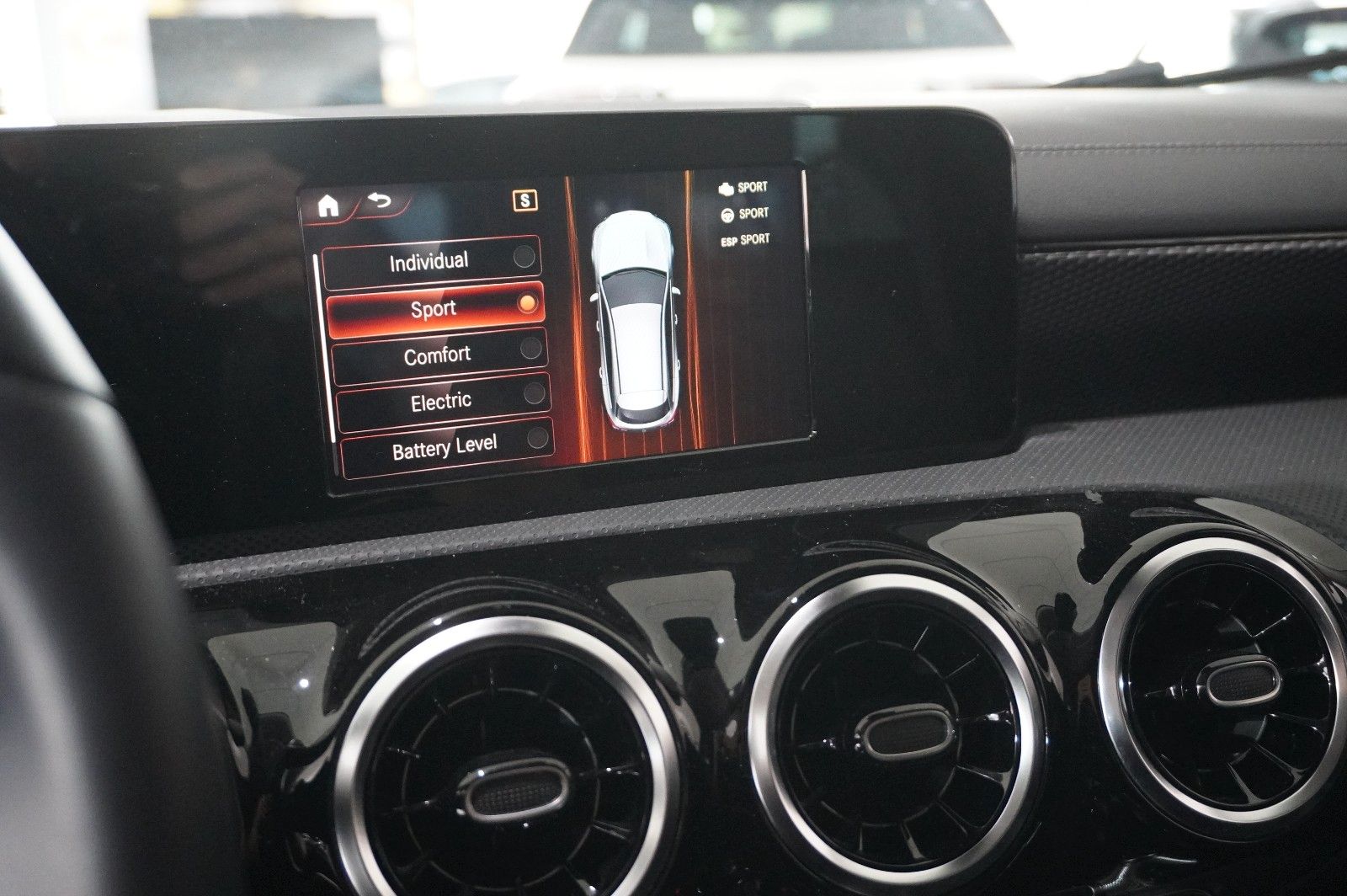 Fahrzeugabbildung Mercedes-Benz CLA SB 250e PHEV PROGESSIVE NAVI/LED/KAMERA/DAB+