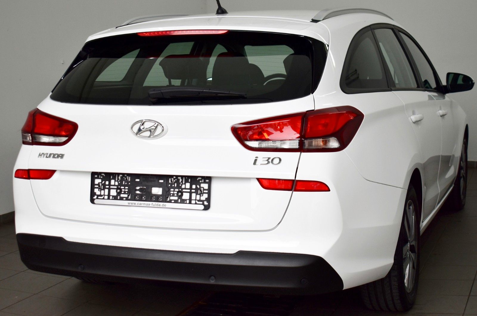 Fahrzeugabbildung Hyundai i30 cw YES! Navi,SH,Kamera,DAB,8fach bereift