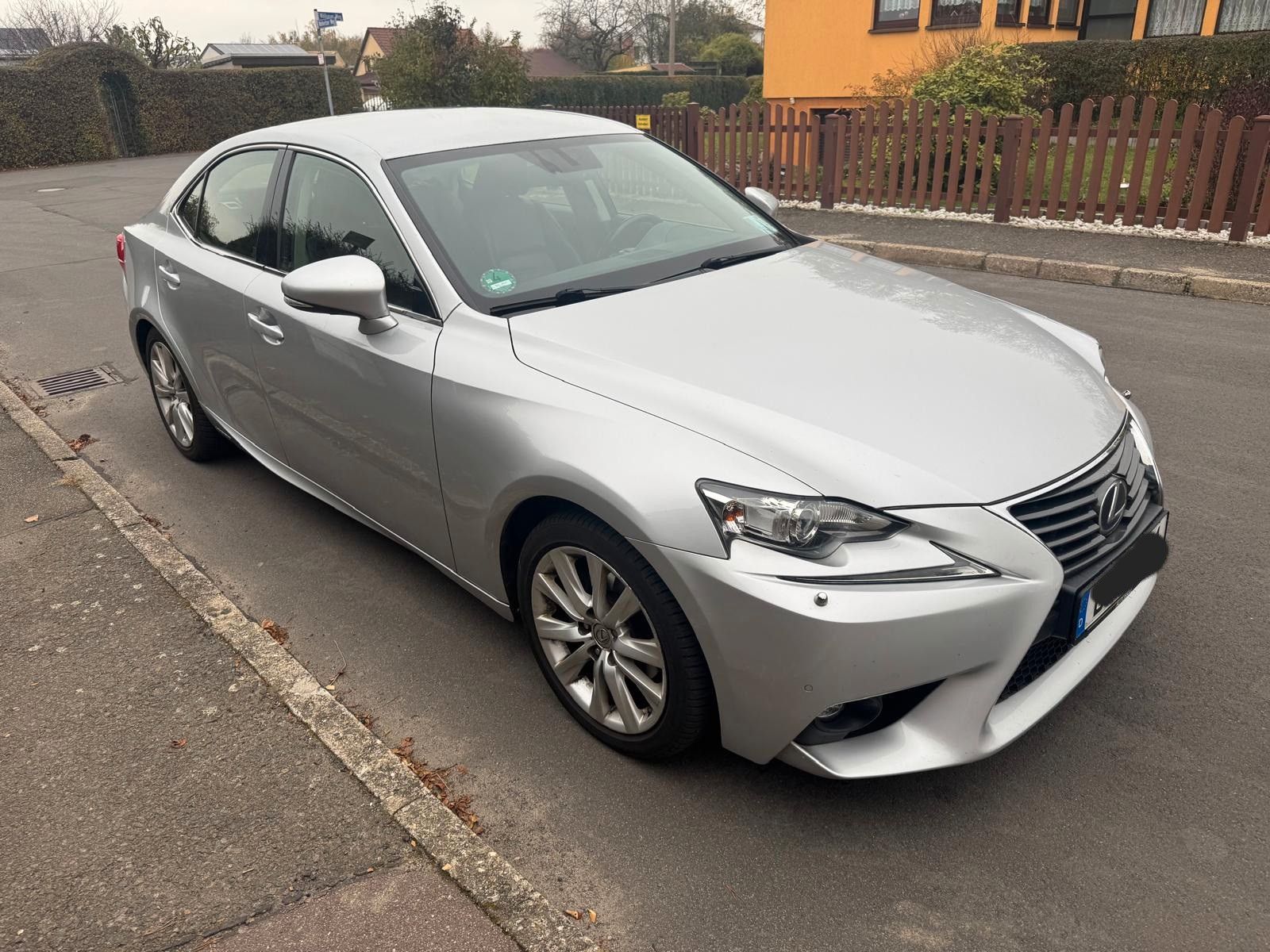 LEXUS IS 300