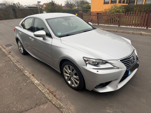 LEXUS IS 300