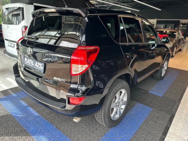 Toyota RAV 4 Team *4×4*Benzin*All Terrain*