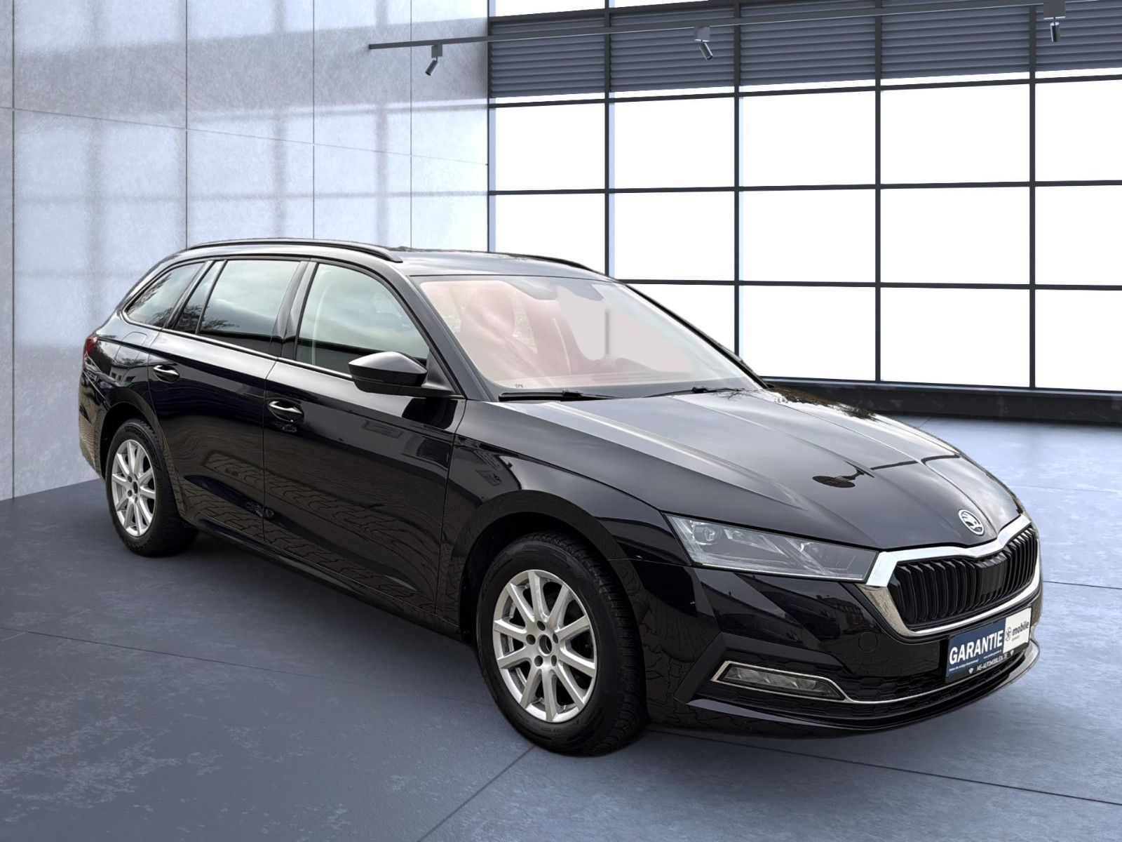 Fahrzeugabbildung SKODA Octavia Combi Style/ AHK / unfallfrei