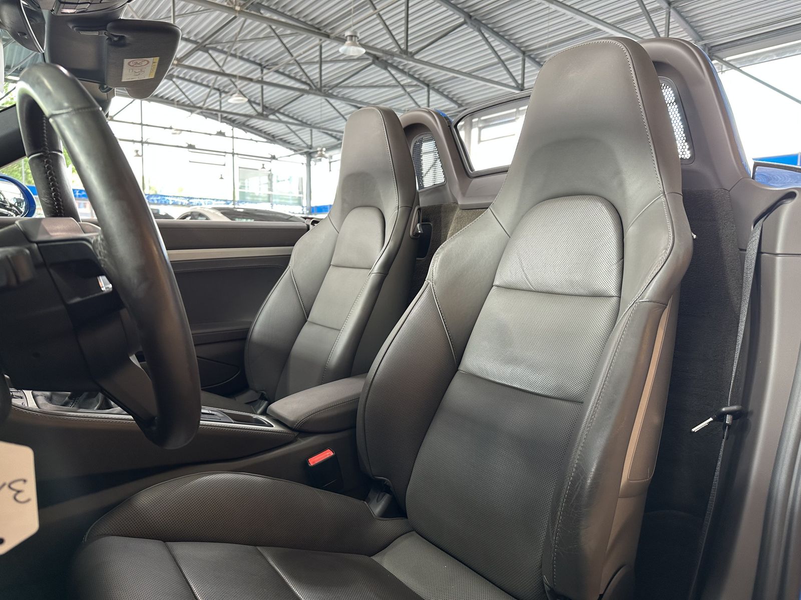 Porsche Boxster 718 Leder BOSE R.Cam Navi Sitzbelüftung foto 9