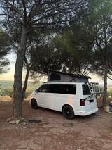 Volkswagen T6 Multivan mit Aufstelldach  - Volkswagen: Kleinbus, mit Aufstelldach