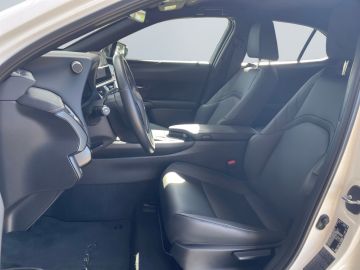 Lexus UX - 9