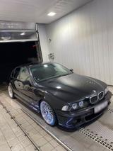 BMW 540i 6 gang e39 - BMW 540 aus 1997: 540i