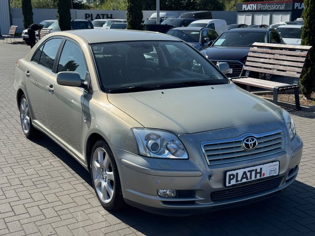 Toyota Avensis  2.4 Executive Liftback