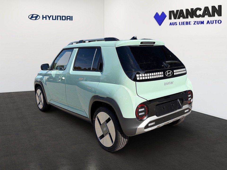 Fahrzeugabbildung Hyundai INSTER Lounge 49kWh 115PS Elektro-Komfort-Paket