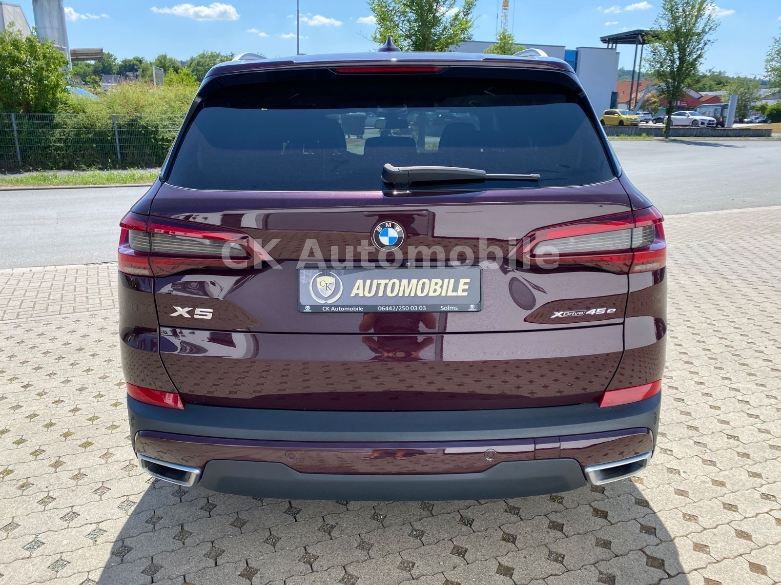 Fahrzeugabbildung BMW X5 xDrive 45e Individual/HeadUp/360°Kam/LED/AHK