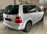 Volkswagen Touran DSG AUTOMATIK 7Sitze TÜV NEU NAVI AHK Shz