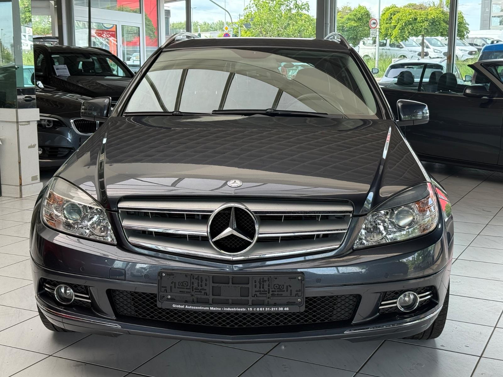 Mercedes-Benz C180 2008 — rear view