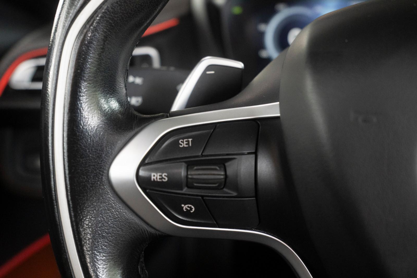 BMW i8 Roadster*HUD*H&K*LASER*CARBON