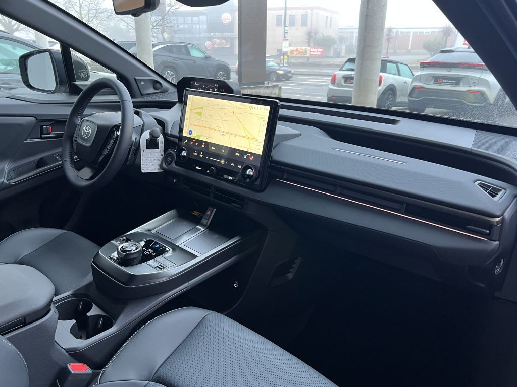 Fahrzeugabbildung Toyota bZ4X AWD Lounge 360,KlimaA,LED,Navi,SHZ,SoundSys