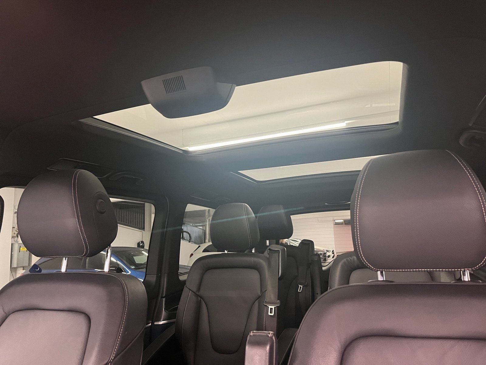 Fahrzeugabbildung Mercedes-Benz EQV 300 AVANTGARDE Lang*Totwink*Kamera*el.Heck*