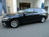 Volkswagen Passat Variant 2,0 TDI Automatik,Business,Mod.20 - VW Passat Gebrauchtwagen in Berlin