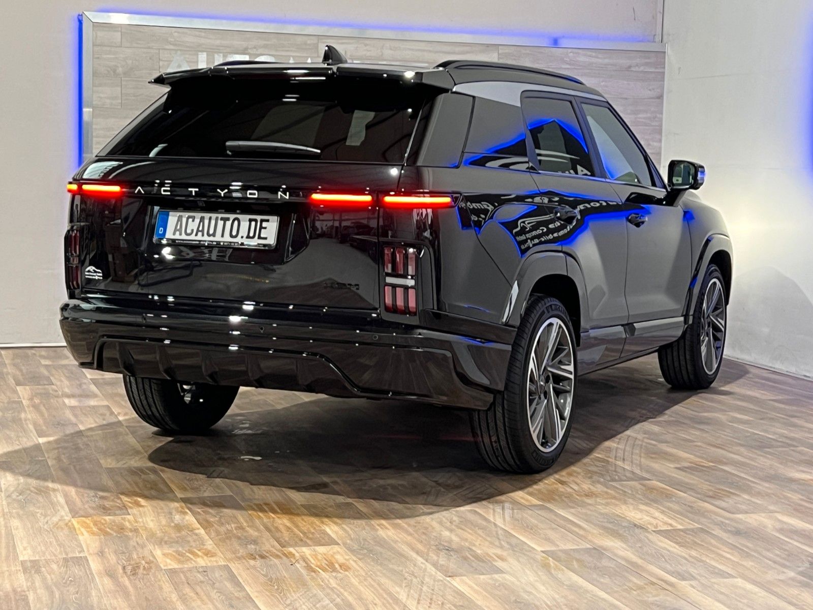 Fahrzeugabbildung Ssangyong KGM ACTYON Lux**NEU**360°**4WD**ACC**Wildleder**