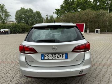 Opel Astra - 2