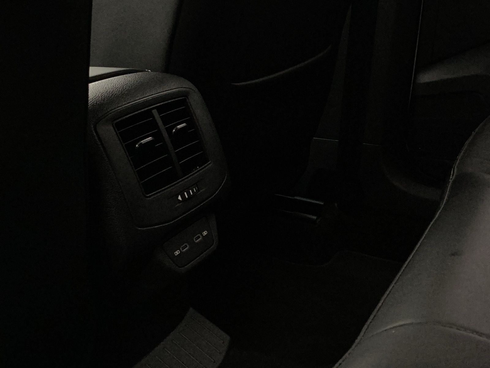 Volkswagen T-Roc - Bild 19