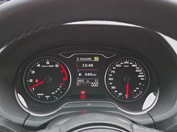 Fahrzeugabbildung Audi Q2 advanced 35 TFSI s-tronic Klima