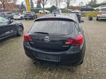 Bild 7 Opel Astra J Lim. 5-trg. Exklusiv