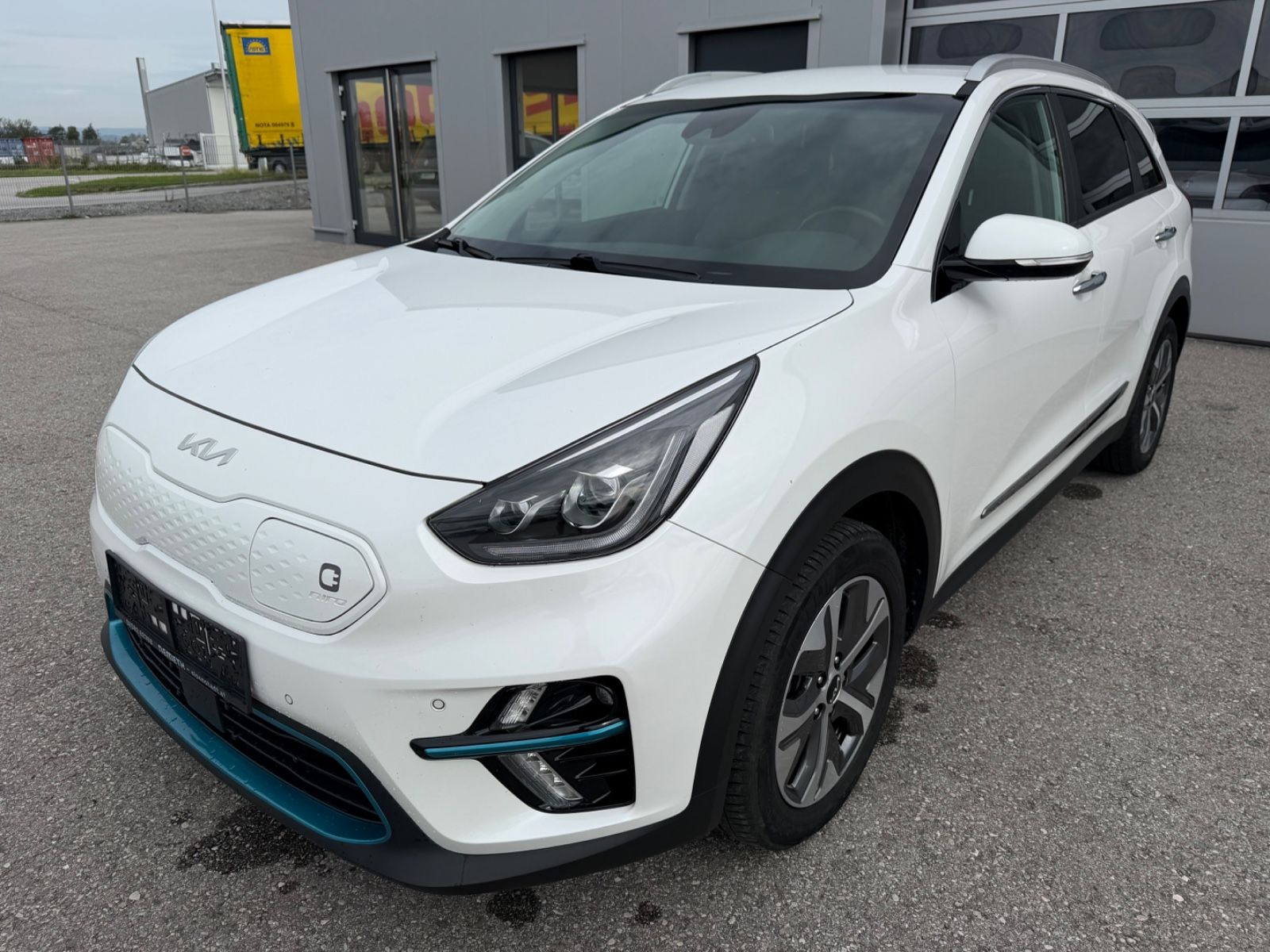 Kia Niro e-Niro GOLD 64kWh* 96% SOH