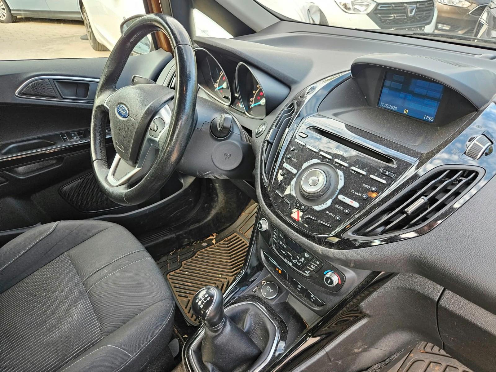 Ford B-MAX 2014 — photo 10