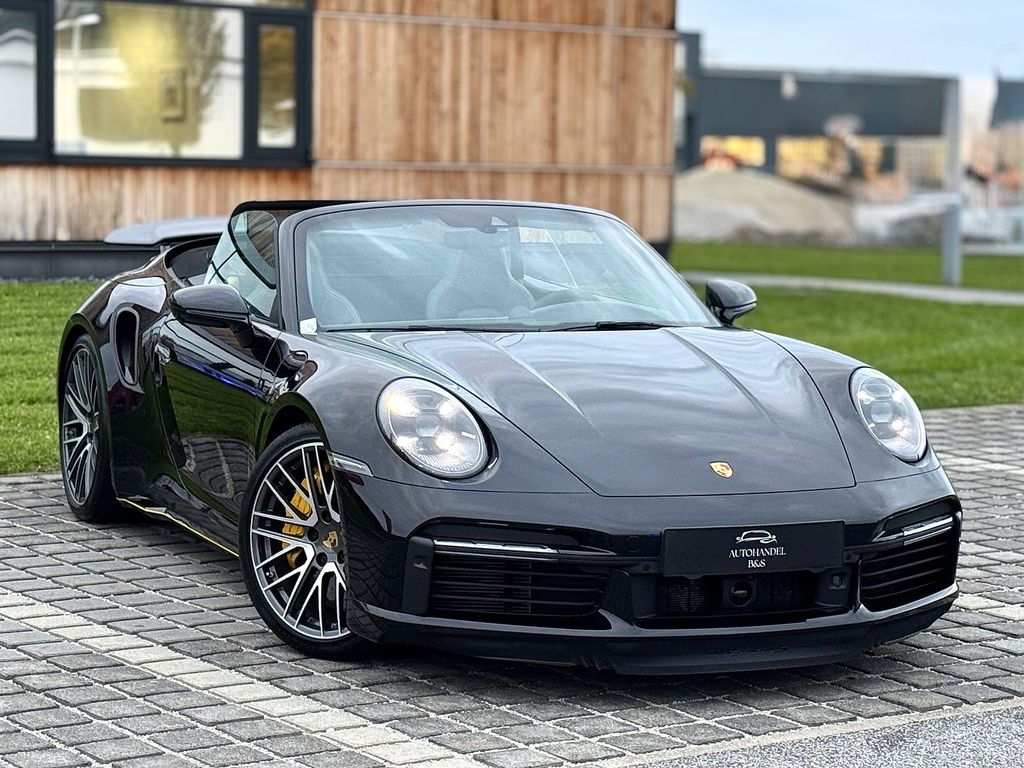 Porsche 992