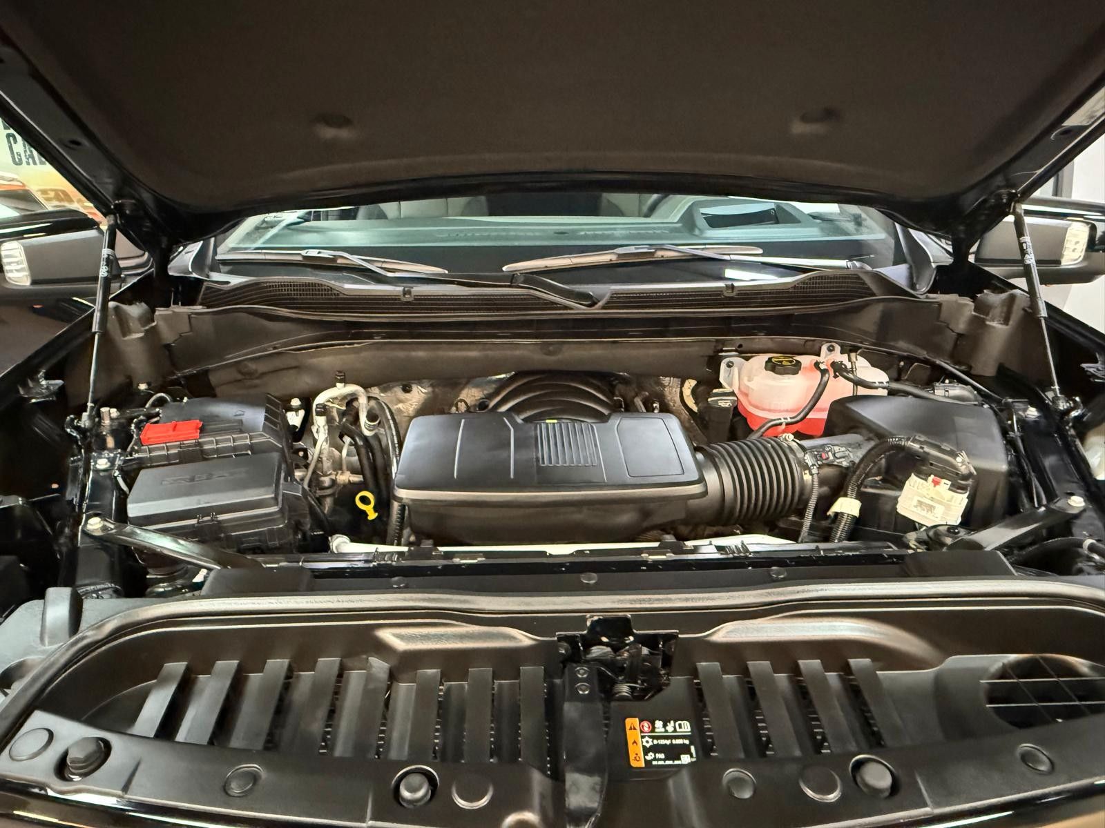 Fahrzeugabbildung Chevrolet 2026 SILVERADO ZR2 OFF ROAD-SIDE ST 6.2L V8-4x4