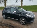 Peugeot 2008 Allure BlueHDi 120 STOP & START Allure - Peugeot 2008 von privat