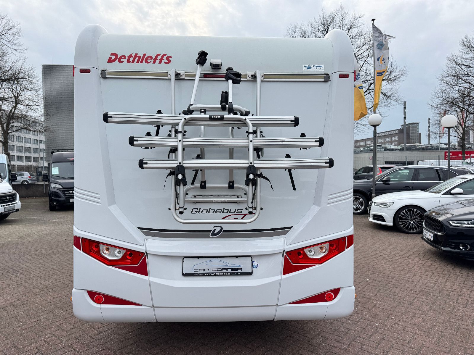 Fahrzeugabbildung Dethleffs Globebus I 006 GT PAKET WHITE 9GT SAT DACHKLIMA