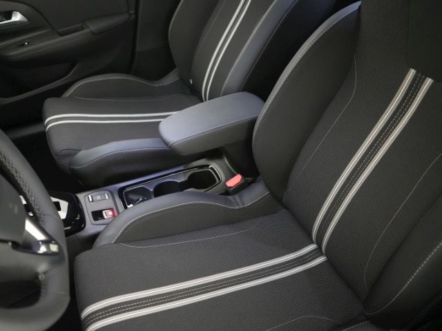 Corsa F FACELIFT GS AT+LED+RÜCKFAHRKAMERA+SITZ-/