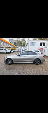 Mercedes-Benz 220d 4MATIC | AMG Night Paket | - Mercedes-Benz C 220 Gebrauchtwagen in Hamburg