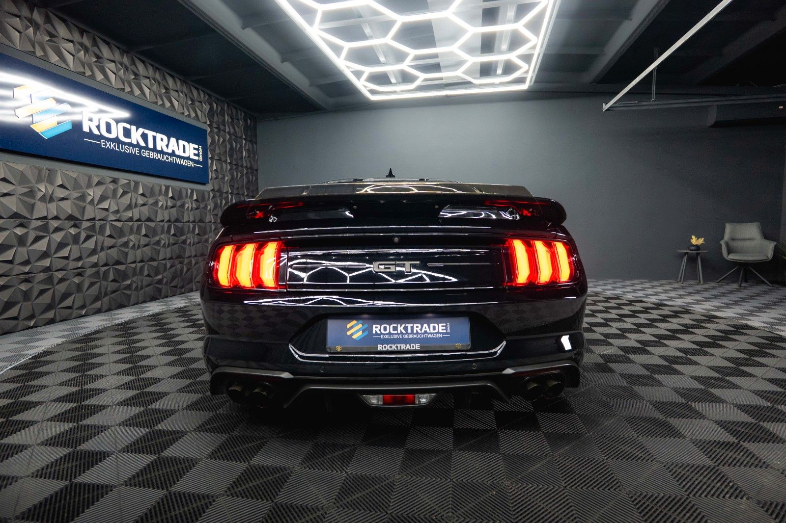 Fahrzeugabbildung Ford Mustang Shelby GT 500 5.0 V8 Performance PREMIUM