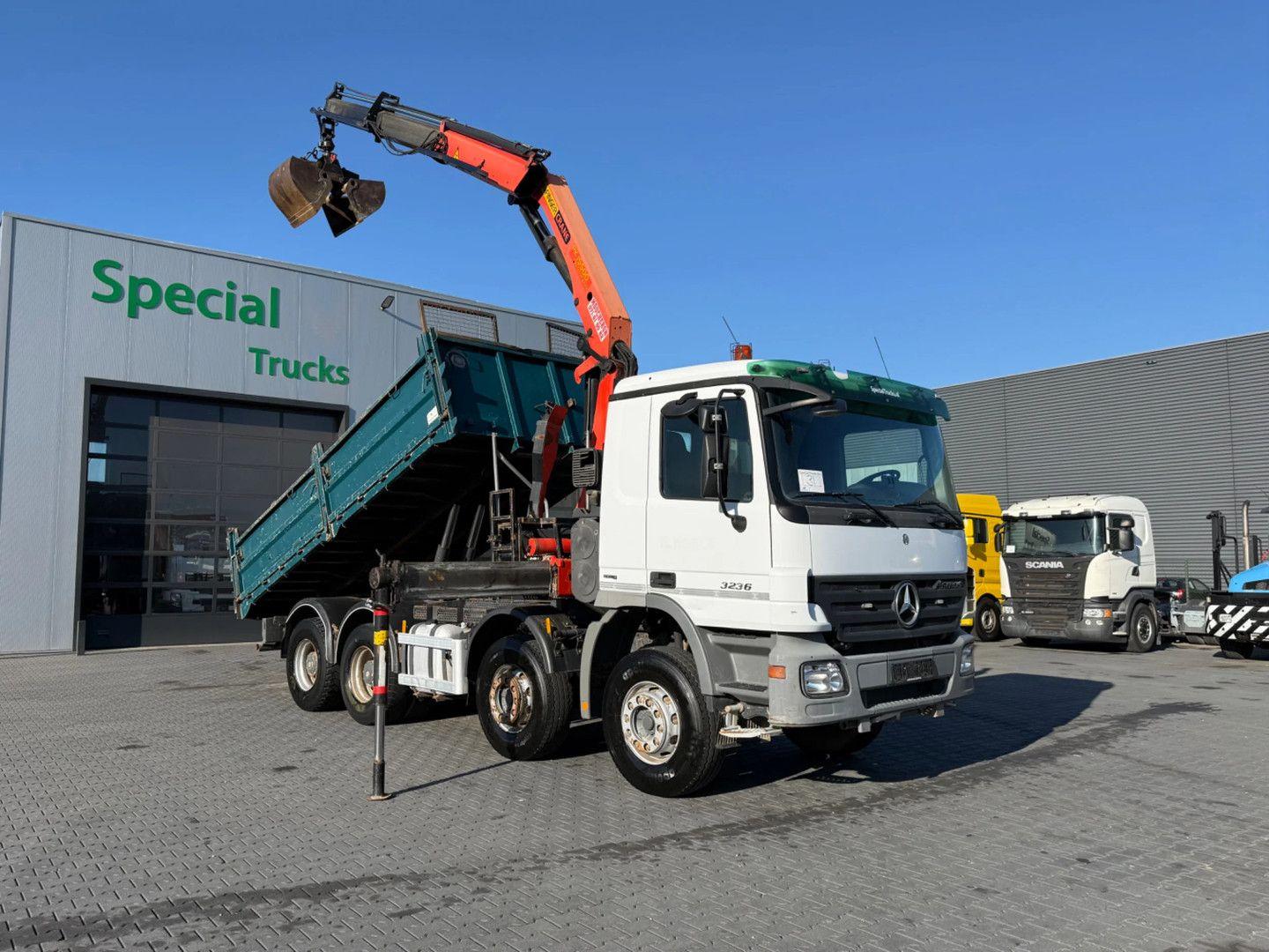 Mercedes-Benz Actros 3236 8x4 / EPS / Blad geveerd / Palfinger