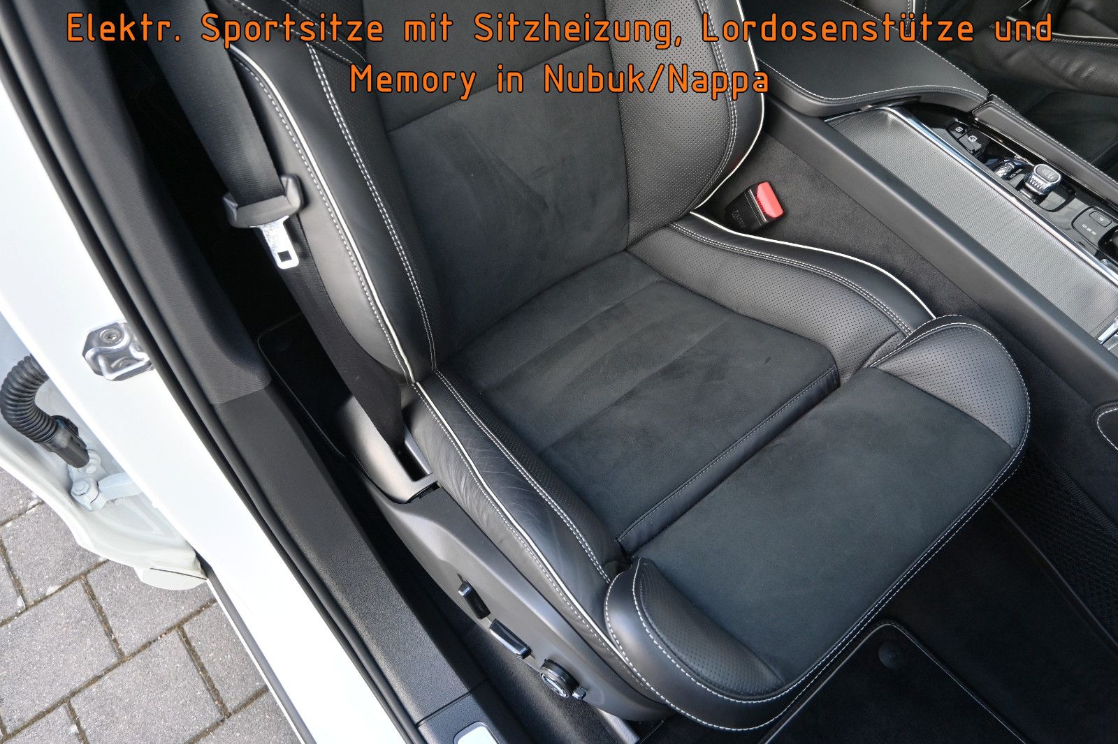 Fahrzeugabbildung Volvo XC90 B5 D AWD R-Design °ACC°AHK°PANO°STANDHEIZ°