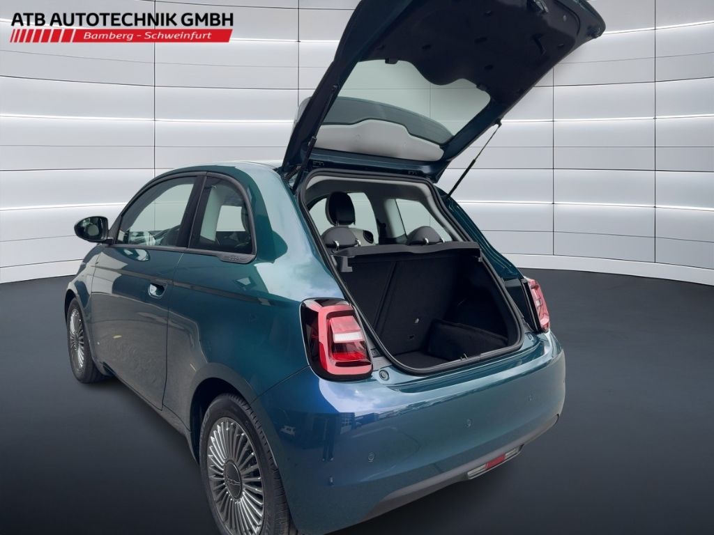 Fahrzeugabbildung Fiat 500 Hybrid Limousine ICON, K-Paket,Rückfahrkamer
