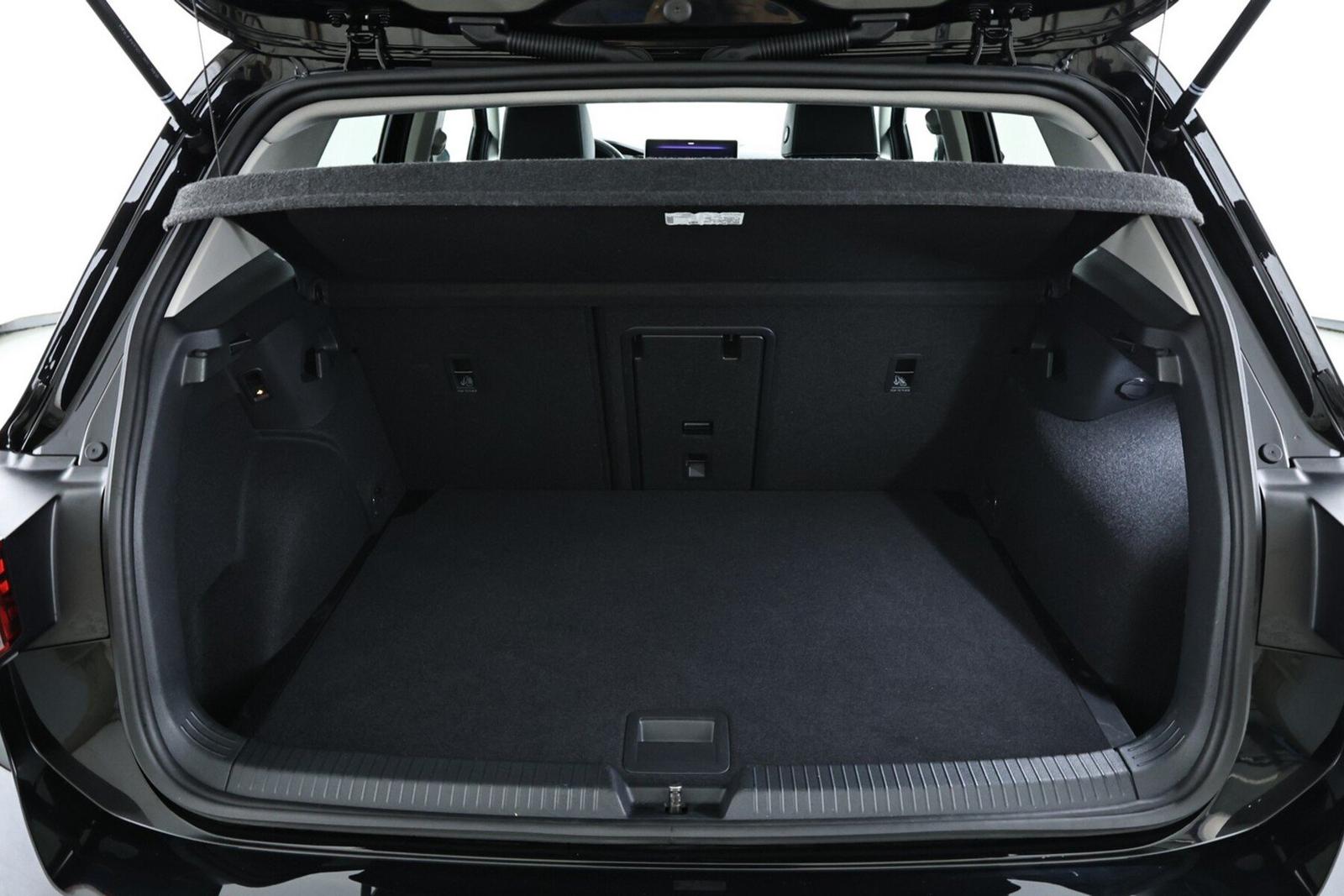 Volkswagen Golf VIII 2.0 TDI Energy Navi ACC AHK RFK LED, миниатюра 7