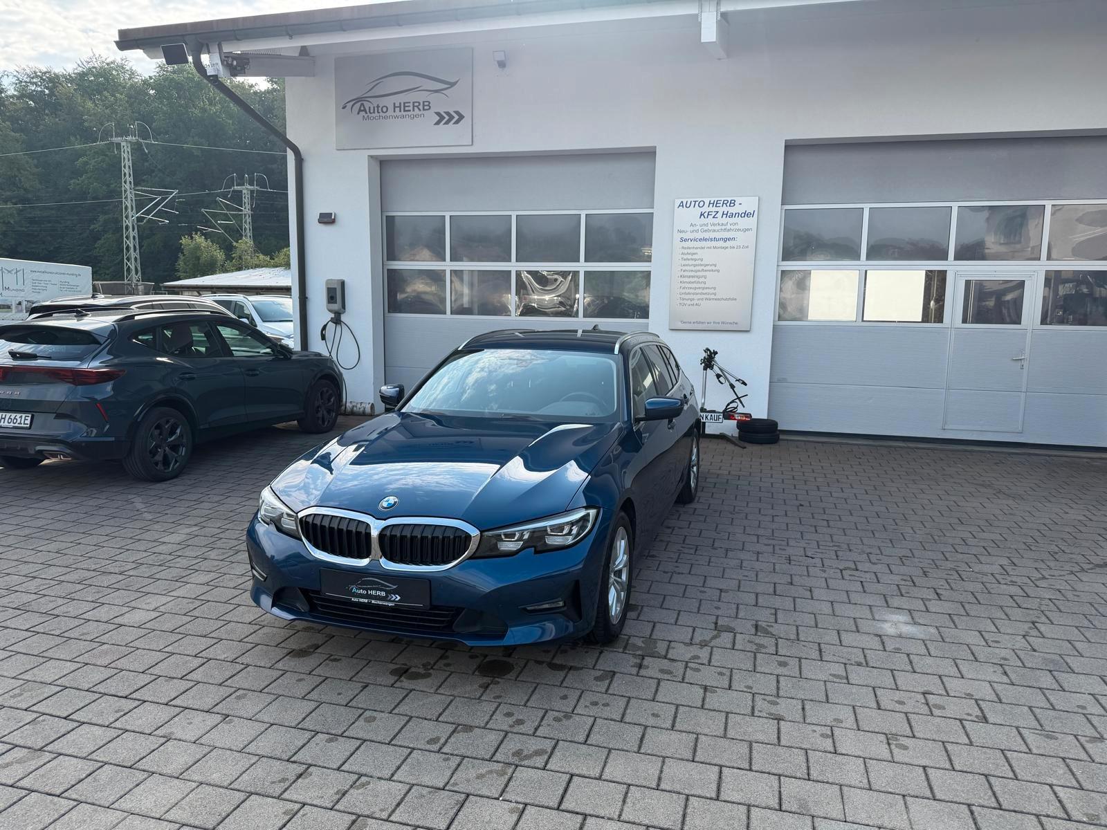 BMW 318 3 Touring Advantage+AHK+Live Cockpit+