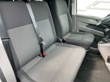 Fahrzeugabbildung Volkswagen T 6.1  Transporter  2.0 TDI Autom. Klima  PDC