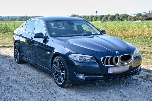 BMW 525d F10 3.0 L, StHZ, HUD, Komfortsitz...