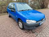 Peugeot 106 TÜV Neu 11/2027 - Peugeot Gebrauchtwagen von 2000