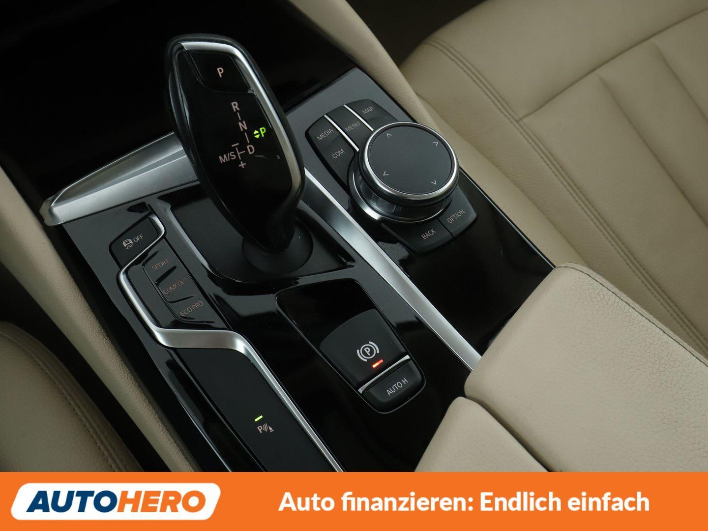 BMW 520d xDrive Aut.*NAVI*LED*PDC*ACC*SHZ*ALU*