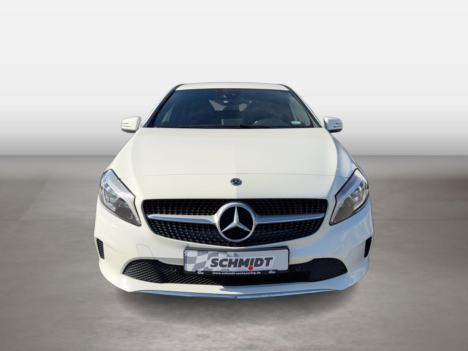 Mercedes-Benz A 180 BlueEfficiency Urban BUSINESS NAVI RFK LED